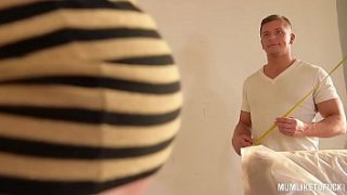 Rich Mom Flirts With Handyman For Hard Anal Sex