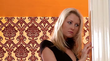Susan Snow: Mature Blonde’s Sweet Cunt Licked, Cock Sucked & Fucked